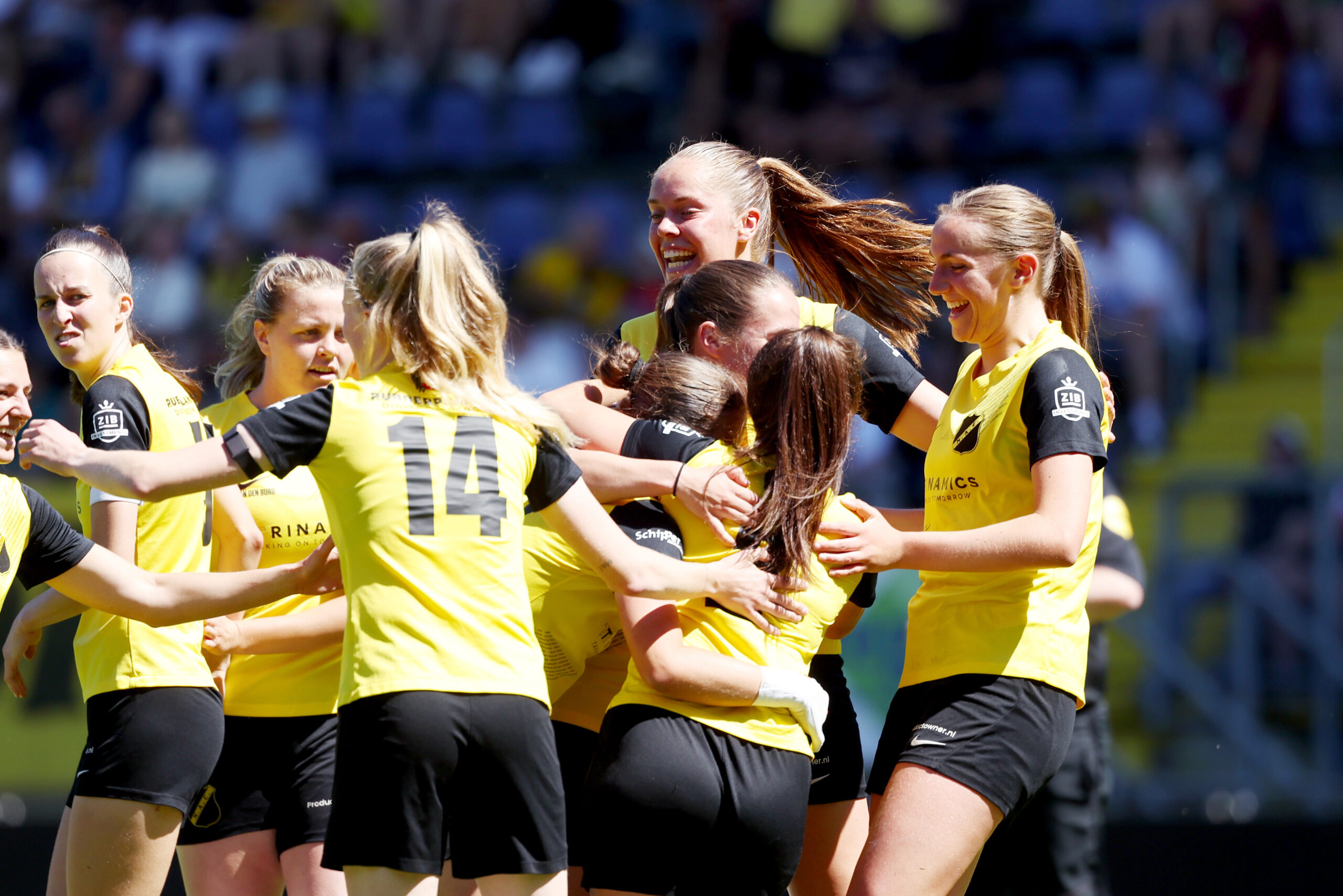 Dave Steenis leidt NAC Breda - Feyenoord