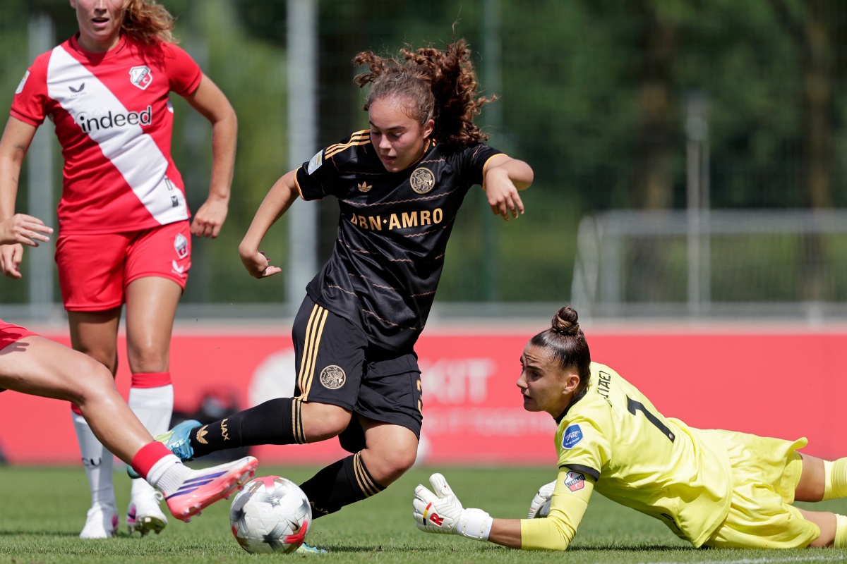 Topclubs foutloos in eerste speelronde